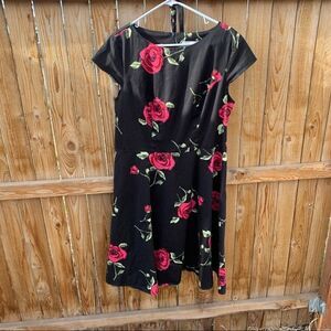 Dressystar dress zip up short sleeve floral comes with belt size 2XL